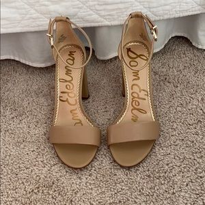 Sam Edelman Yaro heels Size 7 Classic Nude Leather